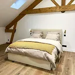 Le Seize -trouville-sur-mer * Trouville-sur-Mer